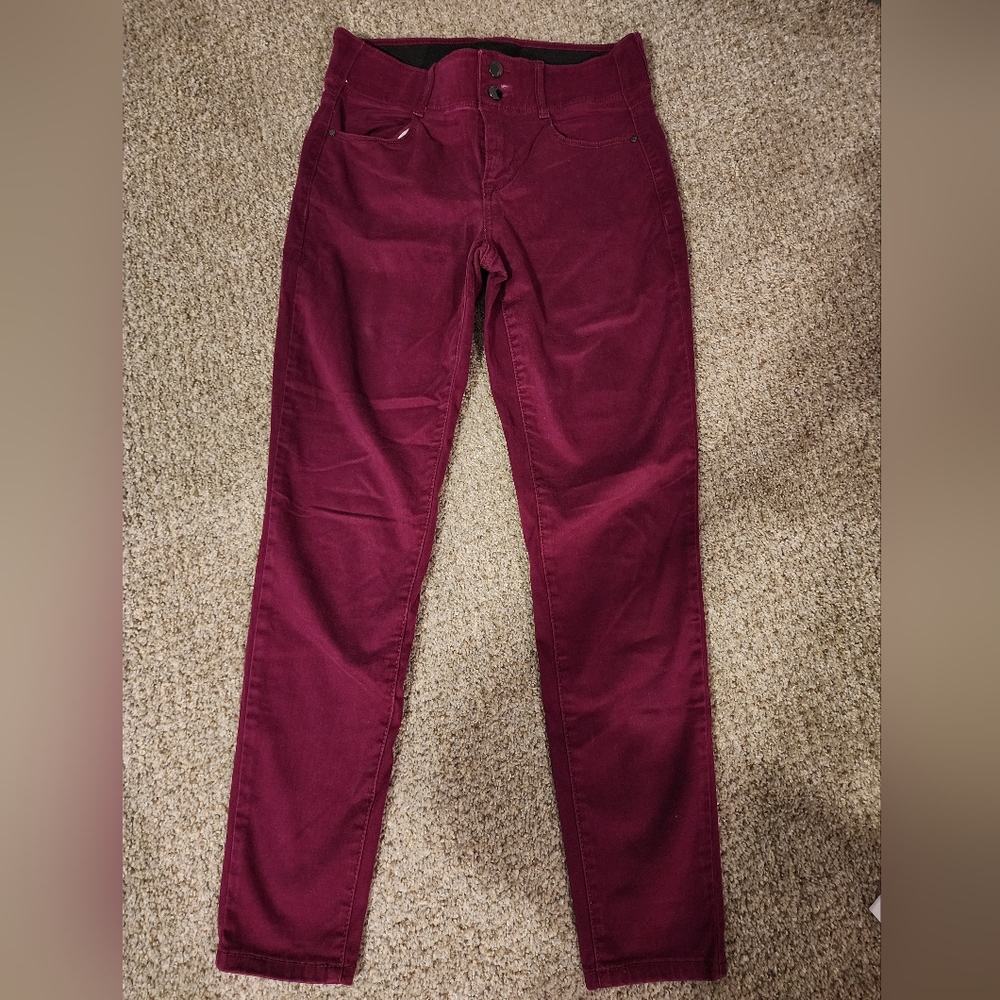 Apt 9 skinny jeans/jeggings